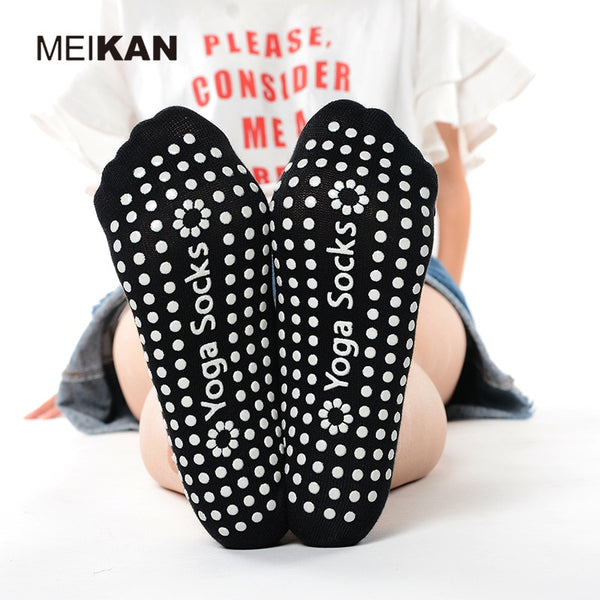 MK1721 MEIKANG Brand Women Combed Cotton Yoga Socks Cross Lace PVC Anti-Skid Particles High-Quality Dance Pilates Yoga Socks