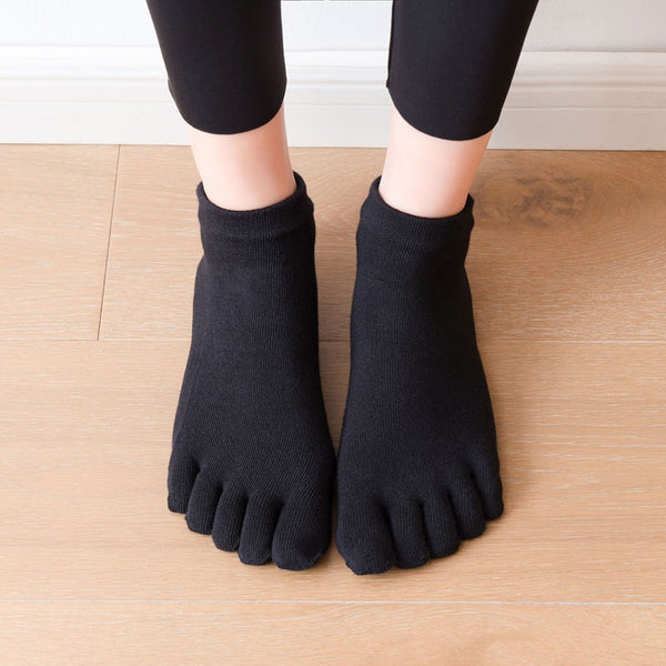 2021 Women Breathable Pilates Socks Anti-Slip Five Toe Yoga Socks Quick-Dry Cotton Ladies Ballet Dance Elasticity Fitness Socks