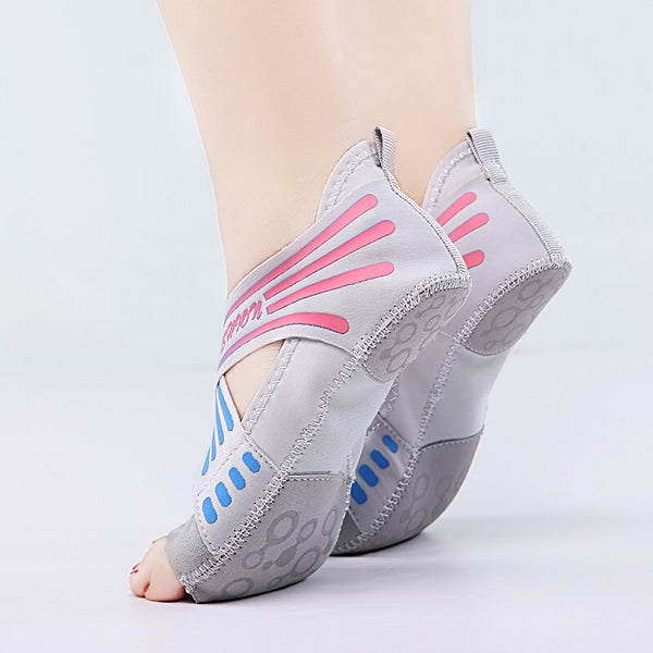 2020 Pilates Shoes Fitness Women Yoga Shoes Cross Training Shoe Ladies Girls Yoga Socks Flat Gym Sneakers Ballet Trainer Dancing